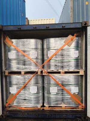 Buon prezzo Light Yellow Transparent Liquid TETA Epoxy Curing Agent 97% Purity Hardener In linea